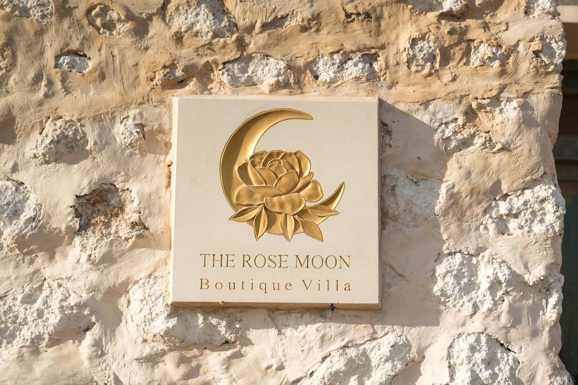 The Rose Moon Villa - Uluwatu Εξωτερικό φωτογραφία
